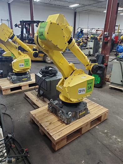 Used Fanuc M-710ic/70 Industrial Robot With R-30ib Controller