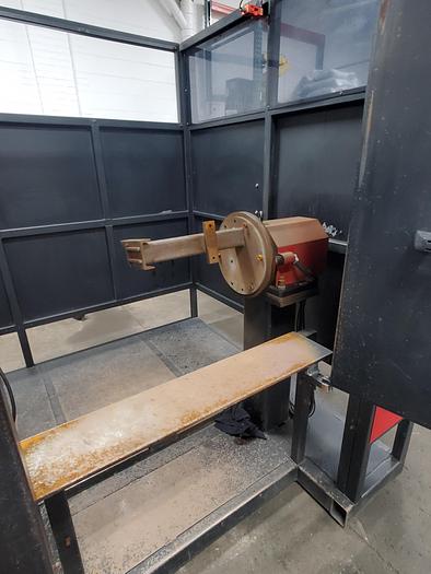 Used Lincoln System 30 With Fanuc Arcmate 100ib Industrial Robot and Lincoln Powerwave 455M