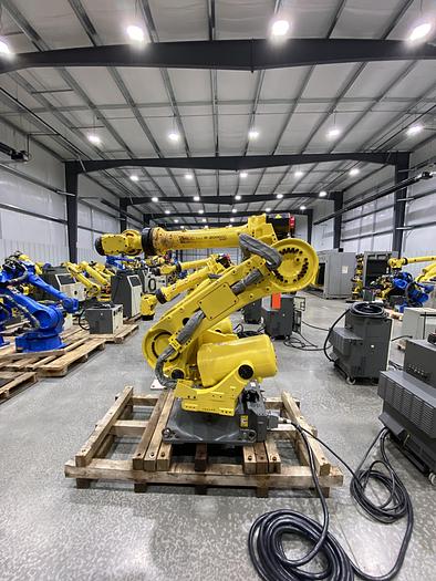 Used Fanuc R-2000ic/210F Industrial Robot With R-30ib Controller