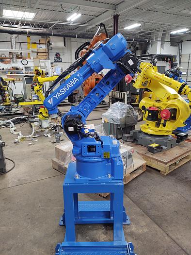 Used 2013 Yaskawa Motoman MH6-10 Industrial Robot with DX100 Controller
