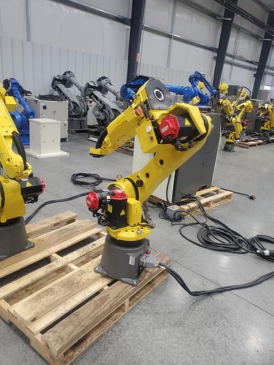 Used FANUC Arcmate 120ic Industrial Robot With R-30ia Controller - Low Hours