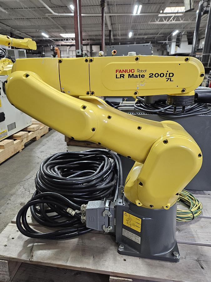 Used Fanuc LR Mate 200iD/7WP Industrial Robot With R-30ib Controller