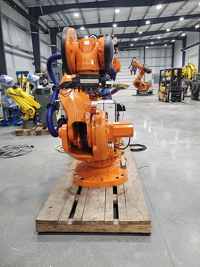 Used ABB IRB 7600-340/2.8 Industrial Robot With IRC5 Controller