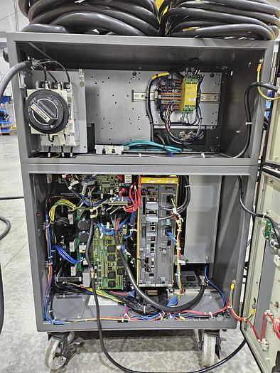 Used Fanuc R-2000ic/210F Industrial Robot With R-30ib Controller