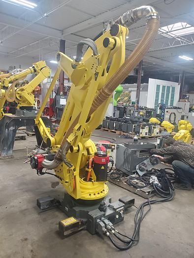 Used Fanuc M-410ic/315 Industrial Palletizing Robot With R-30ib Controller