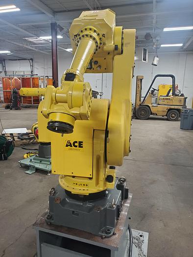 Used Fanuc M-710ib/45 Industrial Robot With RJ3IB Controller