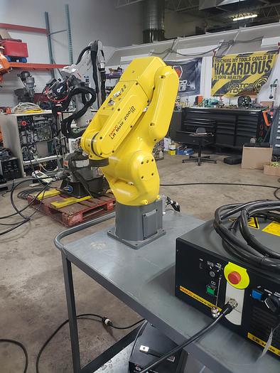 Used Fanuc LR Mate 200iD/7H Industrial Robot With R-30ib Controller