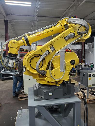 Used Fanuc R-2000ib/165F Industrial Robot With R-30ia Controller