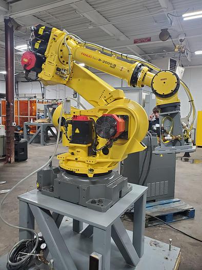 Used Fanuc R-2000ib/165F Industrial Robot With R-30ia Controller