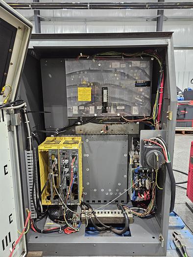 Used Fanuc Arcmate 100ic/6L Industrial Robot With R-30ib Controller