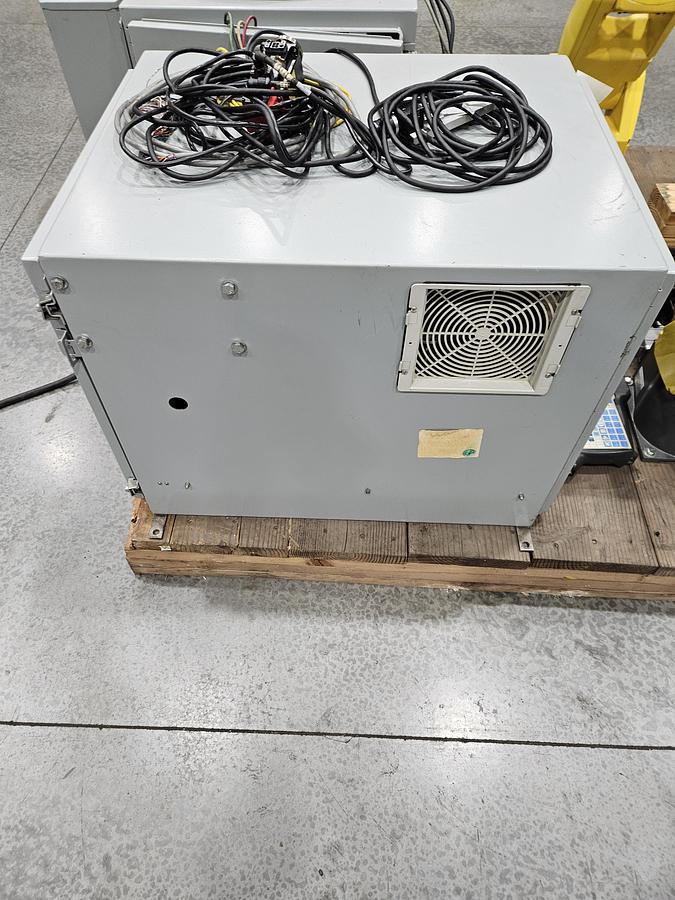 Used Fanuc LR Mate 200iC and M-1ia Dual Arm Robot - F110578