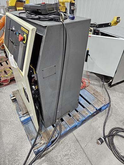 Used Fanuc M-20ia Industrial Robot with R-30ia Controller