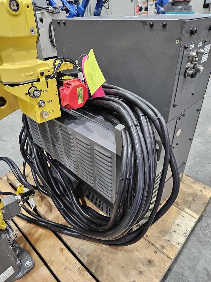 Used Fanuc M-10ia/12 Industrial Robot With R-30ib Controller