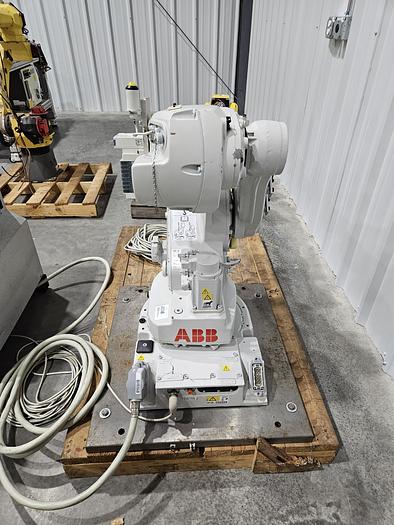 Used ABB IRB 1600-6/1.2 Industrial Robot With IRC5 Controller
