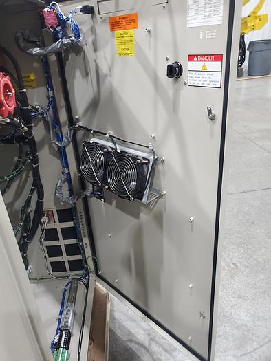 Used Yaskawa Motoman HP5 Industrial Robot With NX100 Controller