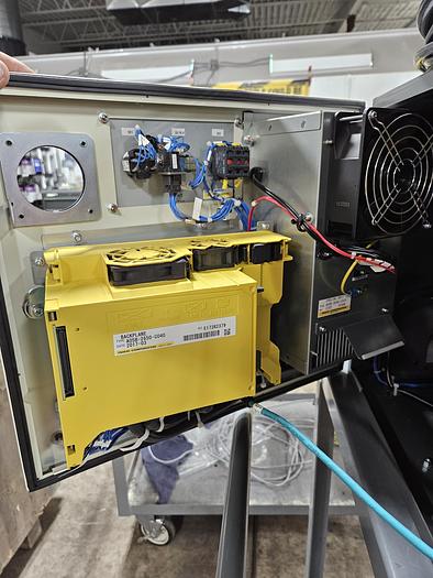 Used 2017 Fanuc M-1iA/0.5SL Industrial Spider Robot With R-30ib Controller