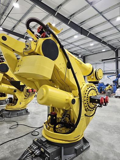 Used Fanuc M-2000ia/900L Industrial Robot With R-30ia Controller