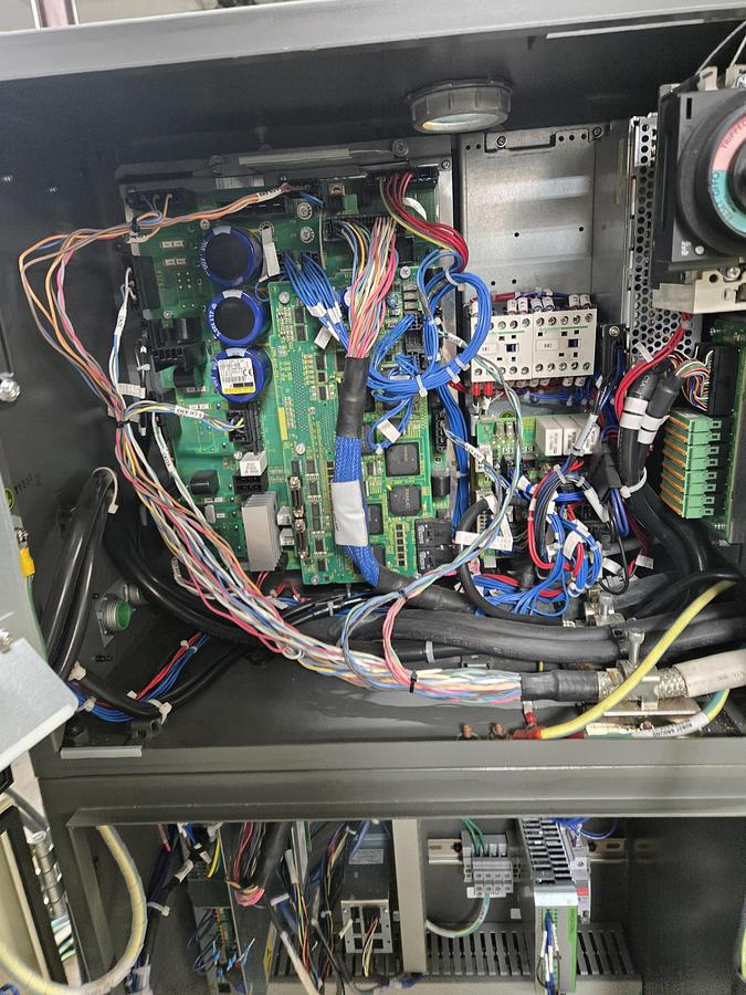 Used Fanuc Paint Mate 200ia/5L industrial Paint Robot With R-30ib Controller