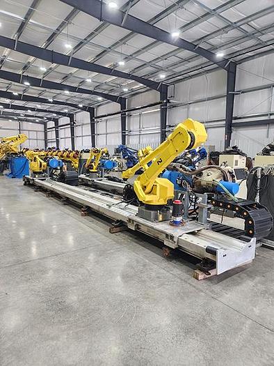 Used Dual Fanuc M-710ic/20L Industrial Robot System With 35' Track