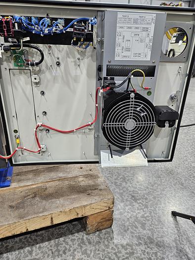 Used Fanuc M-2ia/3S Industrial Delta Robot With R-30ib Controller