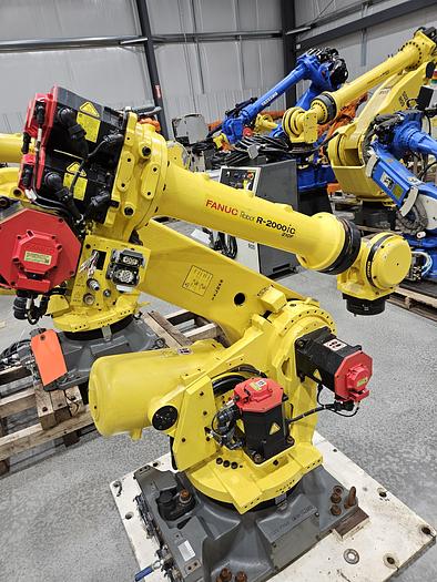 Used Fanuc R-2000ic/210F Industrial Robot With R-30ib Controller