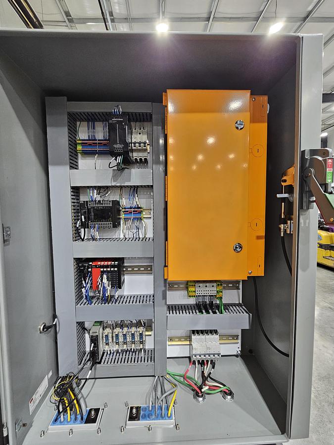 Used FANUC Robotic Welding Cell W/ FANUC 120ic/R-30ib Tracks and Safety