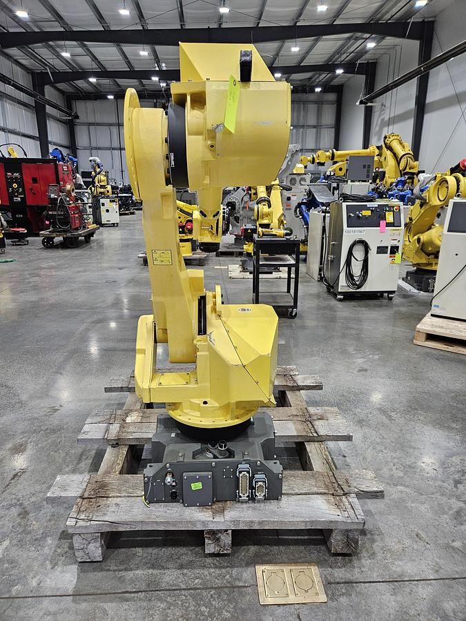 Used FANUC M-710ic/70 Industrial Robot With R-30ia Controller