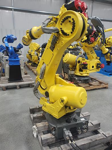 Used Fanuc R-2000ic/210F Industrial Robot With R-30ib Controller