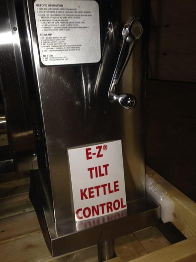 Used GROEN DHT/1-40 STEAM KETTLE 40 GAL. TILTING SELF CONTAINED NAT. GAS (#750, #751)