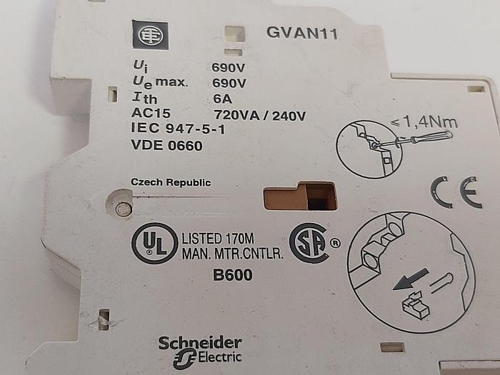 Gebraucht 9 Stück Hilfsschalter, 2x neu, 7x gebraucht, GVAN11, Schneider gebraucht