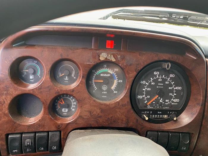 Used 2002 DAF 95 XF 430 EURO 3 MANUAL