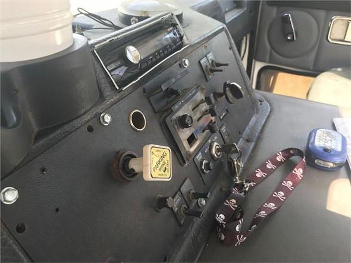 Used 2005 AUTOCAR XPEDITOR WX