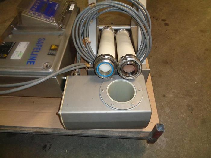 Used METTLER TOLEDO SAFELINE METAL DETECTOR