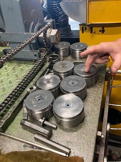 Utilisé Presse de frappe CEVA NF55L