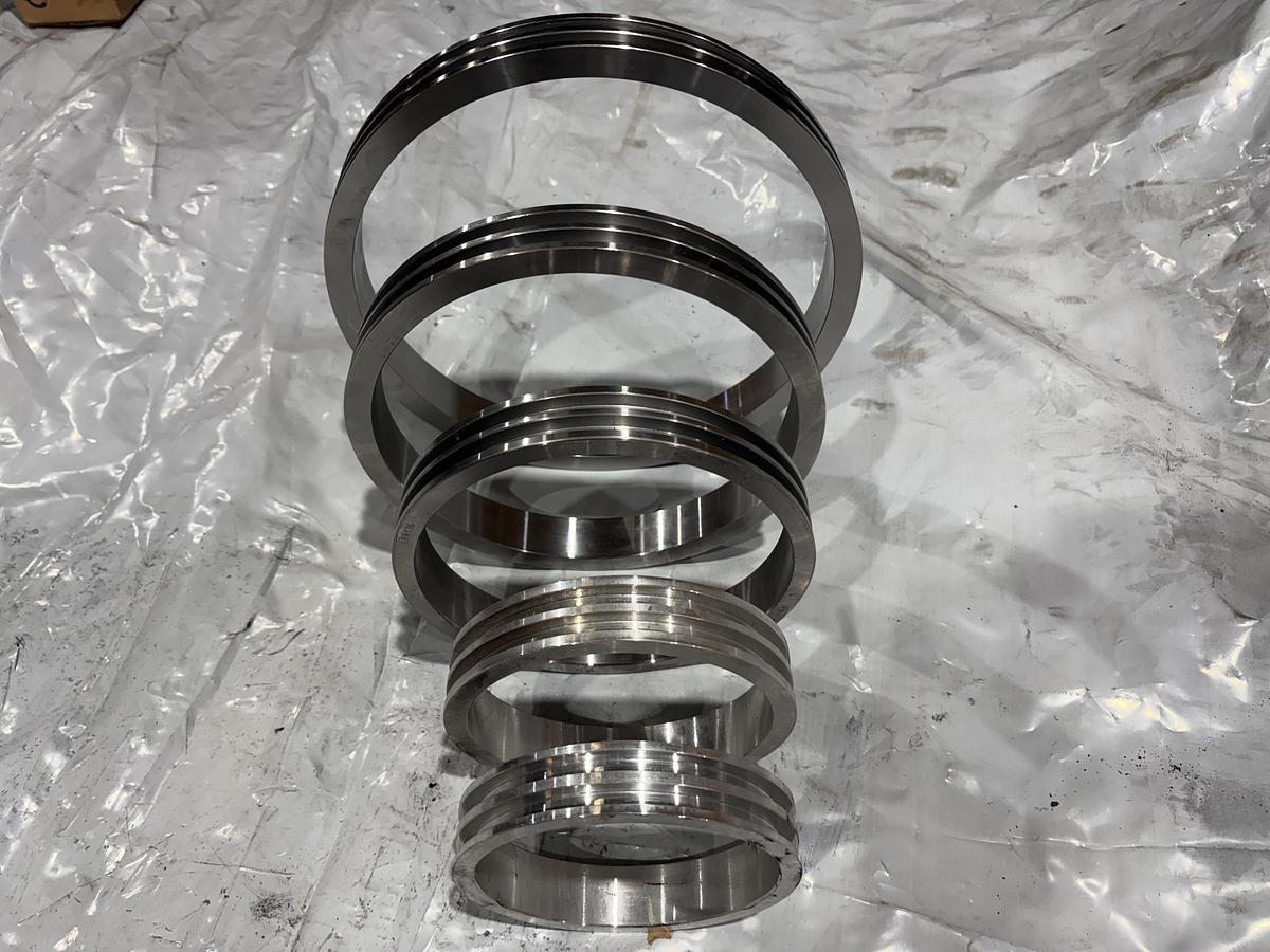 Seal rings