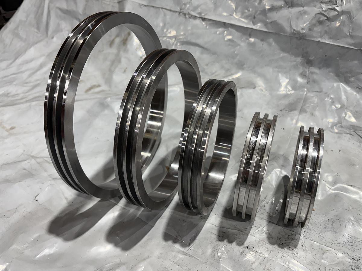 Seal rings