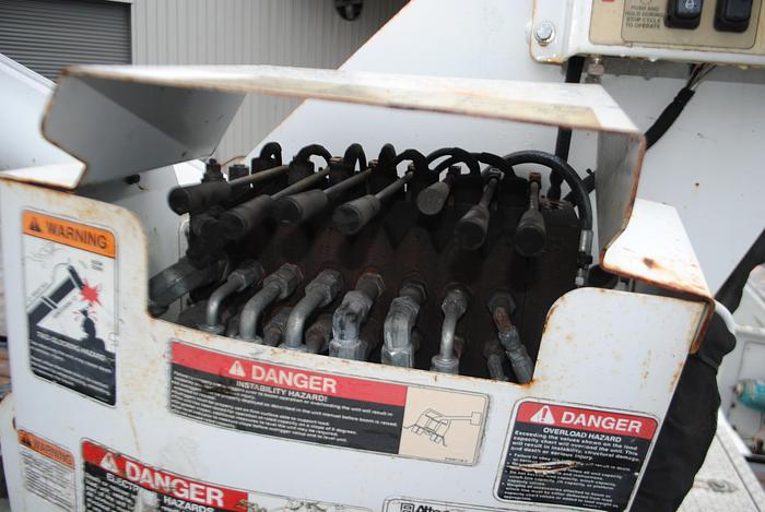 Used Altec LS63 on 2015 International 4300 SBA 4x2 Reg Cab Flatbed Truck - M37501