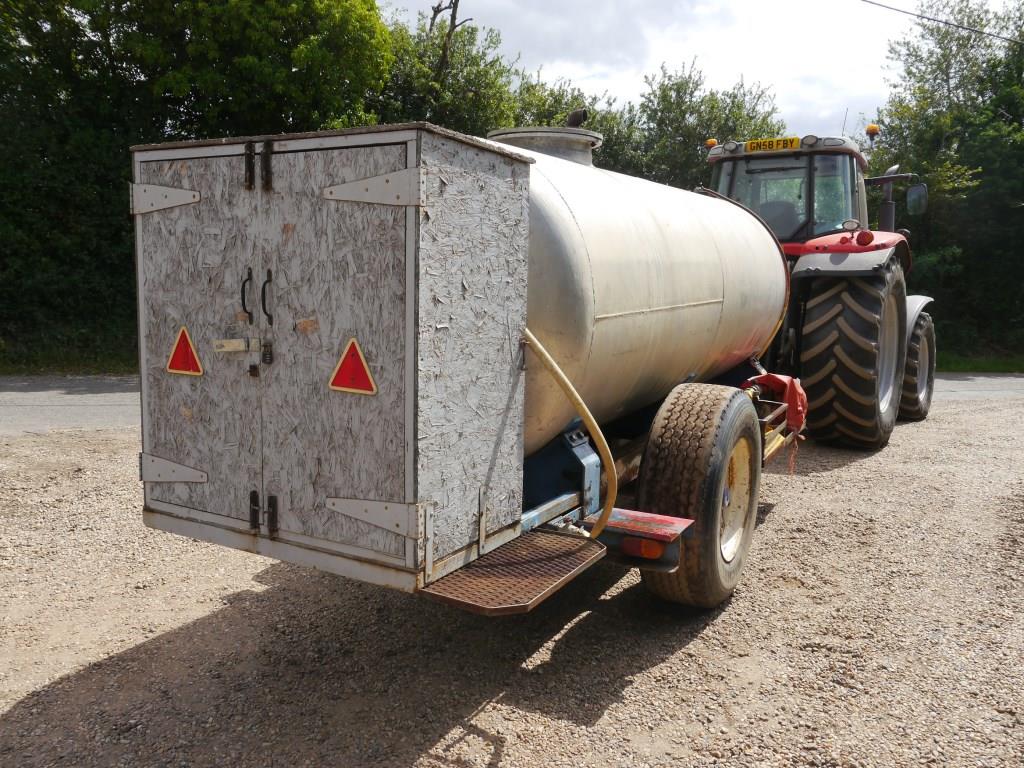 Used 3000L Sprayer Bowser