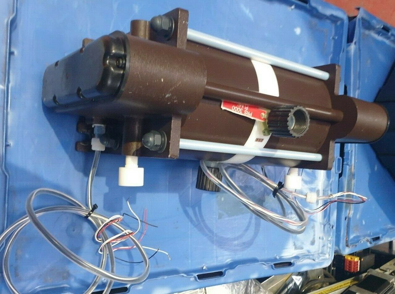 Used IWAKI  FF-20HT Pneumatic Drive Bellows Pump (rbd2.1b2)