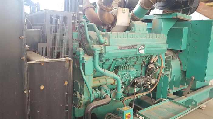 Usado 2011 CUMMINS 880DFHDT