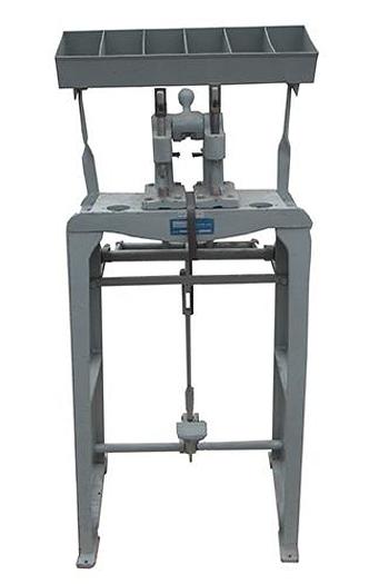 Used Bechik 700 Manual Grommet Machine