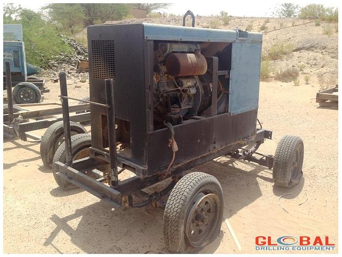 Used Item 0824 : Miller Big Blue 452D Welding Machine