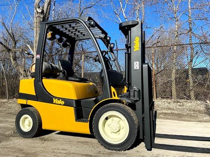 Used 2013 YALE GLP050VX PNEUMATIC FORKLIFT