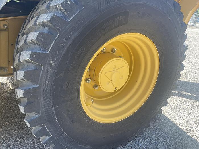 Used 2009 John Deere 310J