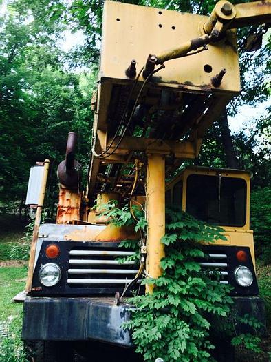 Used 1975 Ingersoll-Rand T4W Drill Rig