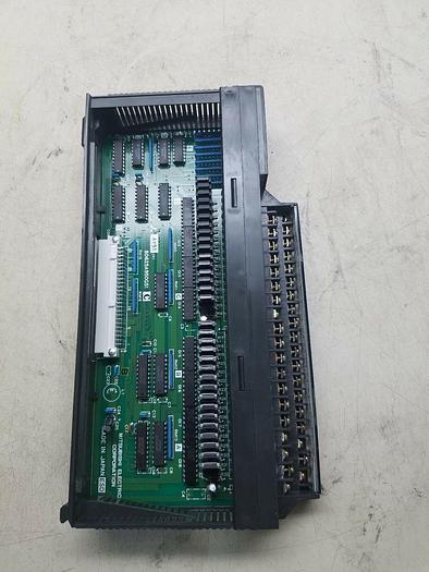 Used MITSUBISHI MELSEC OUTPUT MODULE AY51