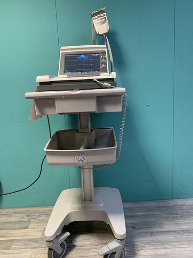 Gebraucht GE MAC 5500 HD EKG Gerät auf Trolley