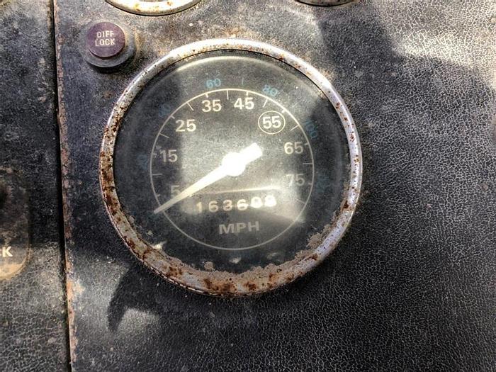 Used Ford 2200 Gallon Flatbed Water Truck