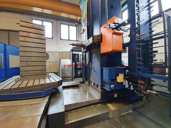 Usato ALESATRICE A “T” TOS WHQ 13 CNC