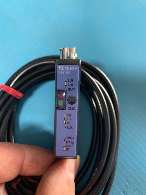 Used Keyence Fiber Optic Sensor Amplifier FS2-60